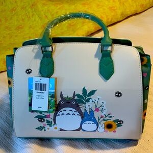 NWT Totoro Green Floral Purse